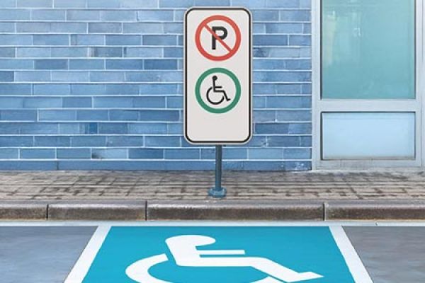 Info-Crime Montréal sensible au respect des stationnements réservés